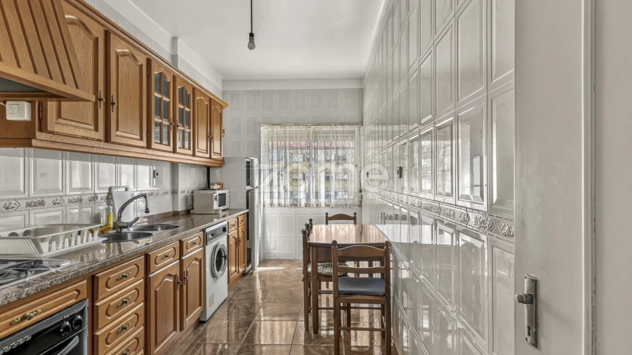 Apartamento T3 para Venda em Queluz e Belas