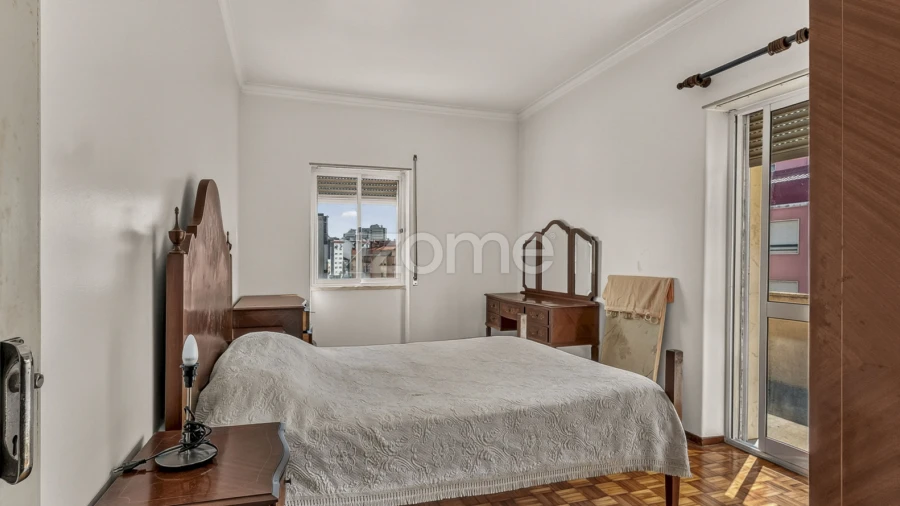 Apartamento T3 para Venda em Queluz e Belas