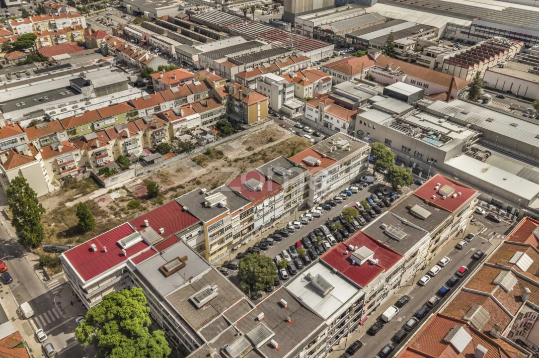 Apartamento T2 para Venda em Falagueira-Venda Nova Foto 18