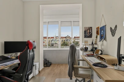 Apartamento T2 para Venda em Falagueira-Venda Nova
