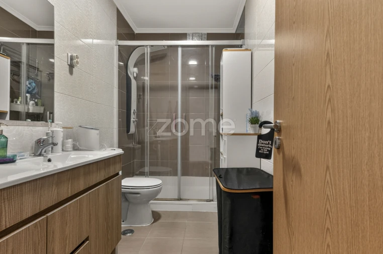 Apartamento T2 para Venda em Falagueira-Venda Nova Foto 6