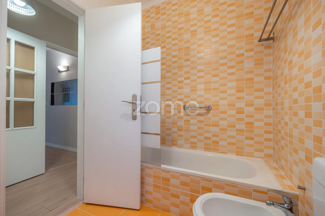 Apartamento T2 para Venda em Santo Antonio dos Olivais Foto 22