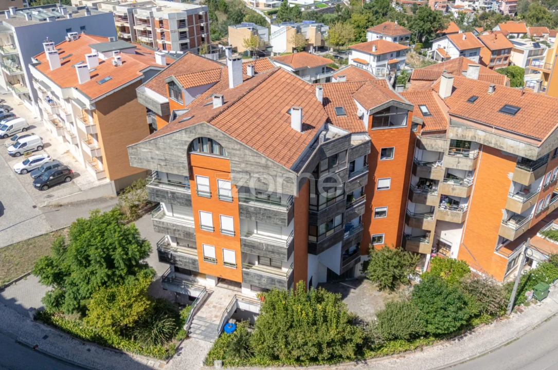 Apartamento T2 para Venda em Santo Antonio dos Olivais Foto 26