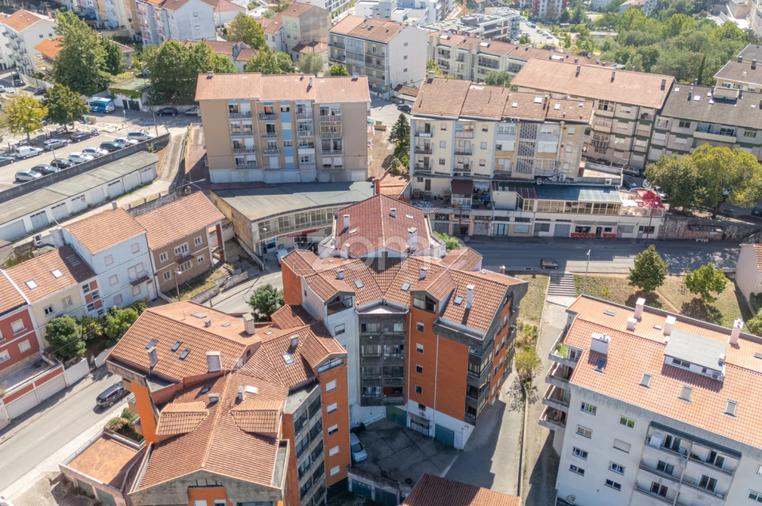 Apartamento T2 para Venda em Santo Antonio dos Olivais Foto 29