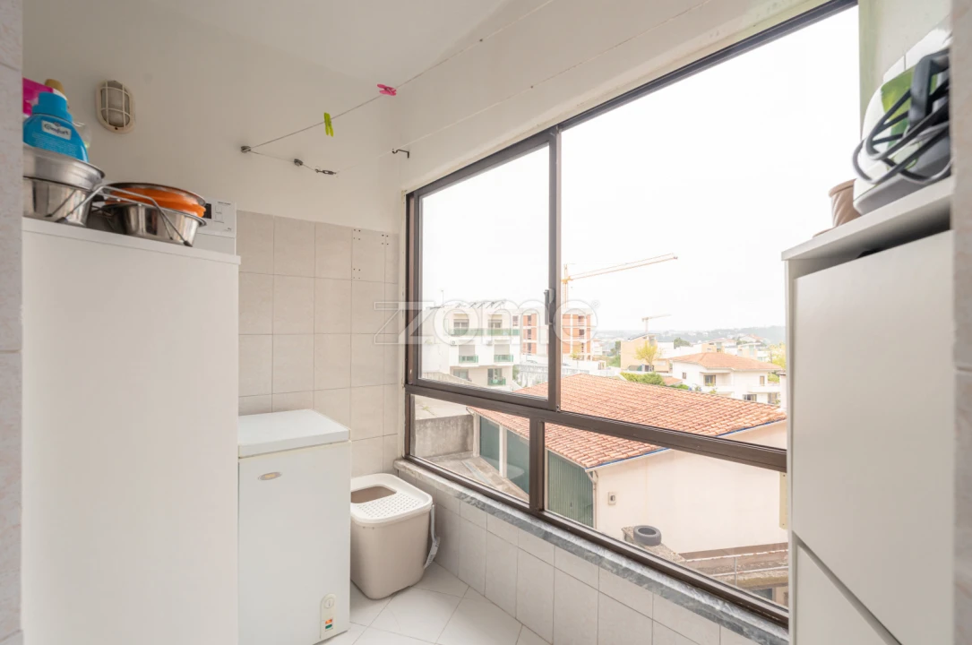 Apartamento T2 para Venda em Santo Antonio dos Olivais Foto 18