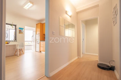 Apartamento T2 para Venda em Santo Antonio dos Olivais