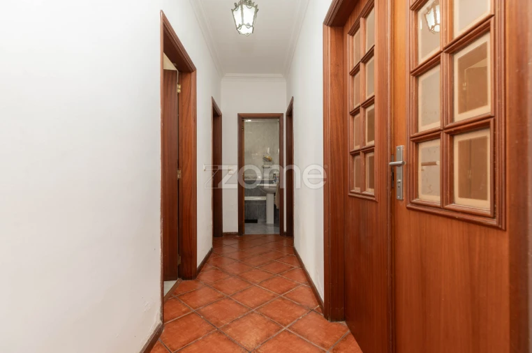 Prédio para Venda em Sé Nova, Santa Cruz, Almedina e São Bartolomeu Foto 37