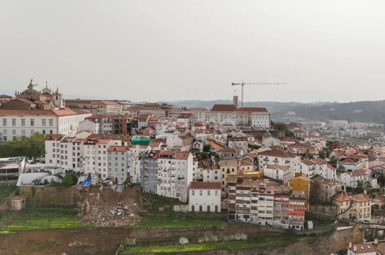 Prédio para Venda em Sé Nova, Santa Cruz, Almedina e São Bartolomeu Foto 41