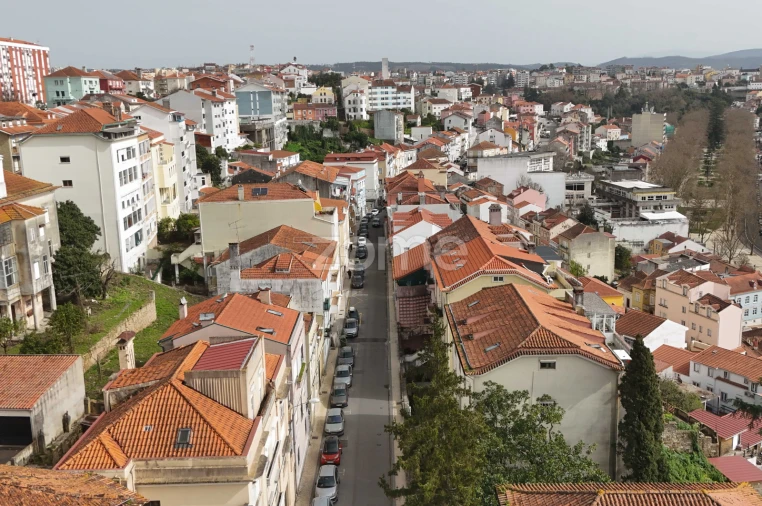 Prédio para Venda em Sé Nova, Santa Cruz, Almedina e São Bartolomeu Foto 43
