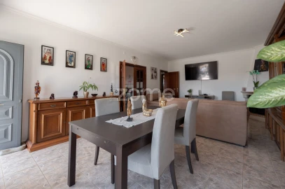 Moradia T3 para Venda em Alcanena e Vila Moreira