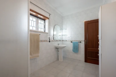Moradia T3 para Venda em Alcanena e Vila Moreira