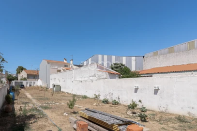 Moradia T3 para Venda em Alcanena e Vila Moreira