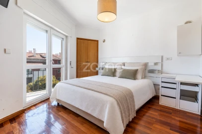 Apartamento T1 para Arrendamento em Carnaxide e Queijas