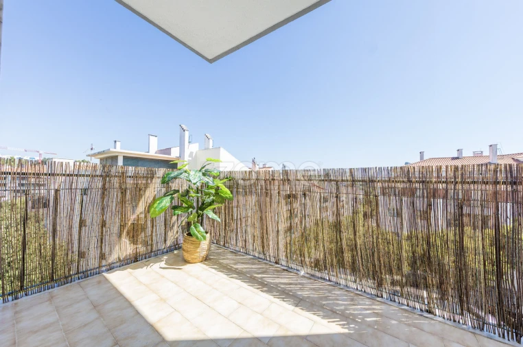 Apartamento T1 para Arrendamento em Carnaxide e Queijas Foto 3