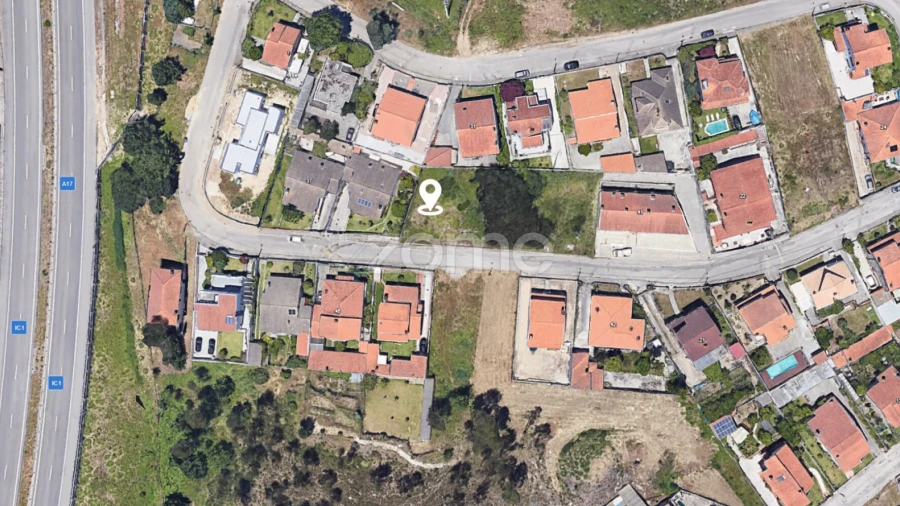 Terreno para Venda em Oliveirinha