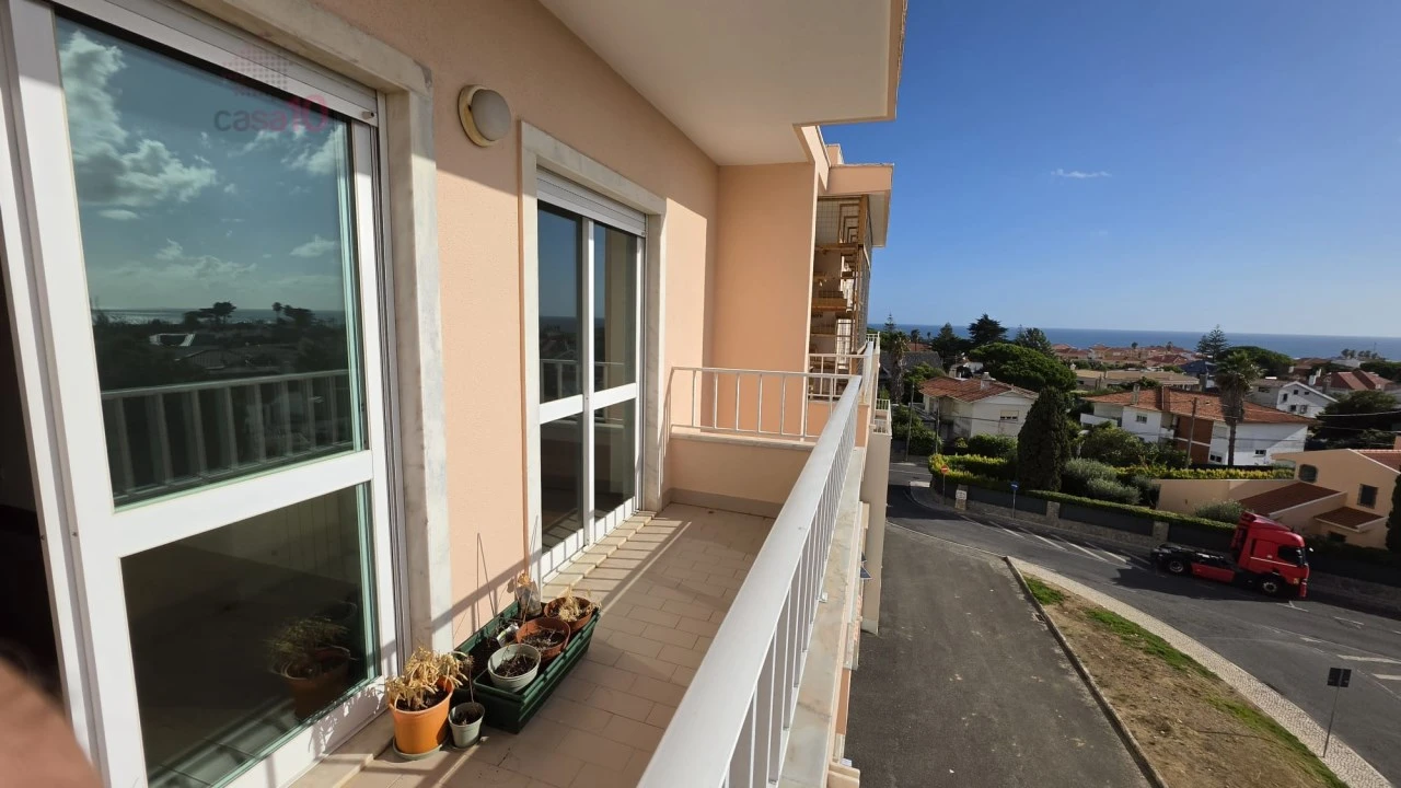 Apartamento T3 para Venda em Carcavelos e Parede Foto 1