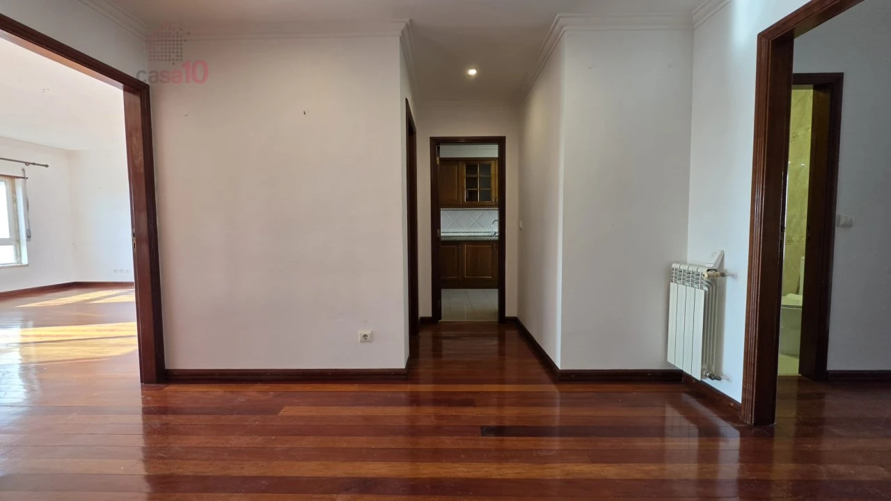 Apartamento T3 para Venda em Carcavelos e Parede Foto 15