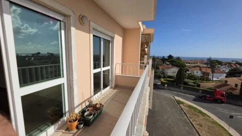 Apartamento T3 para Venda em Carcavelos e Parede