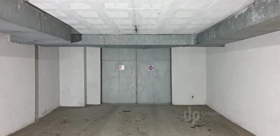 Garagem para Venda em Carcavelos e Parede