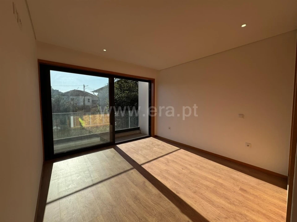 Moradia T3 para Venda em Rio Meão Foto 9