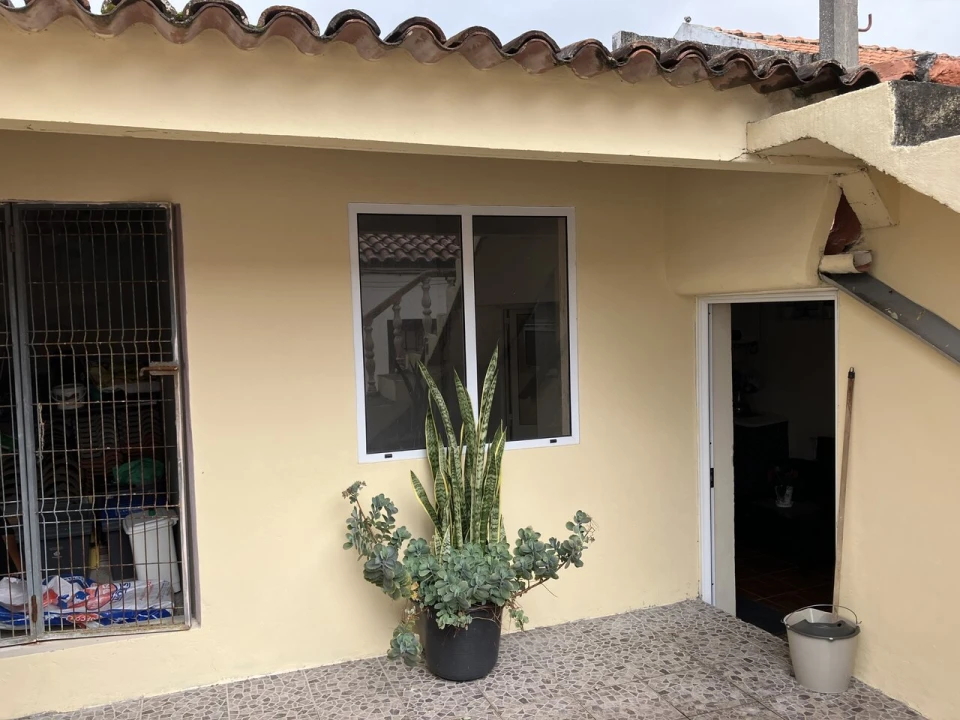 Moradia T2 para Venda em Nossa Senhora dos Remedios Foto 17