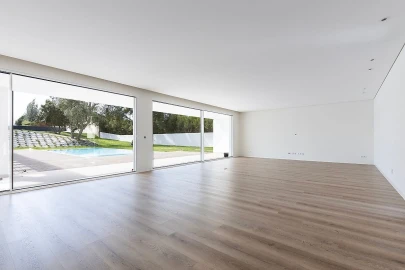 Moradia T4 para Venda em Corroios