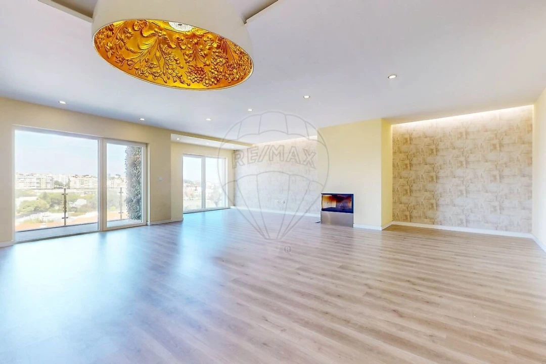 Apartamento T4 para Venda em Oeiras e São Julião da Barra, Paço de Arcos e Caxias Foto 5