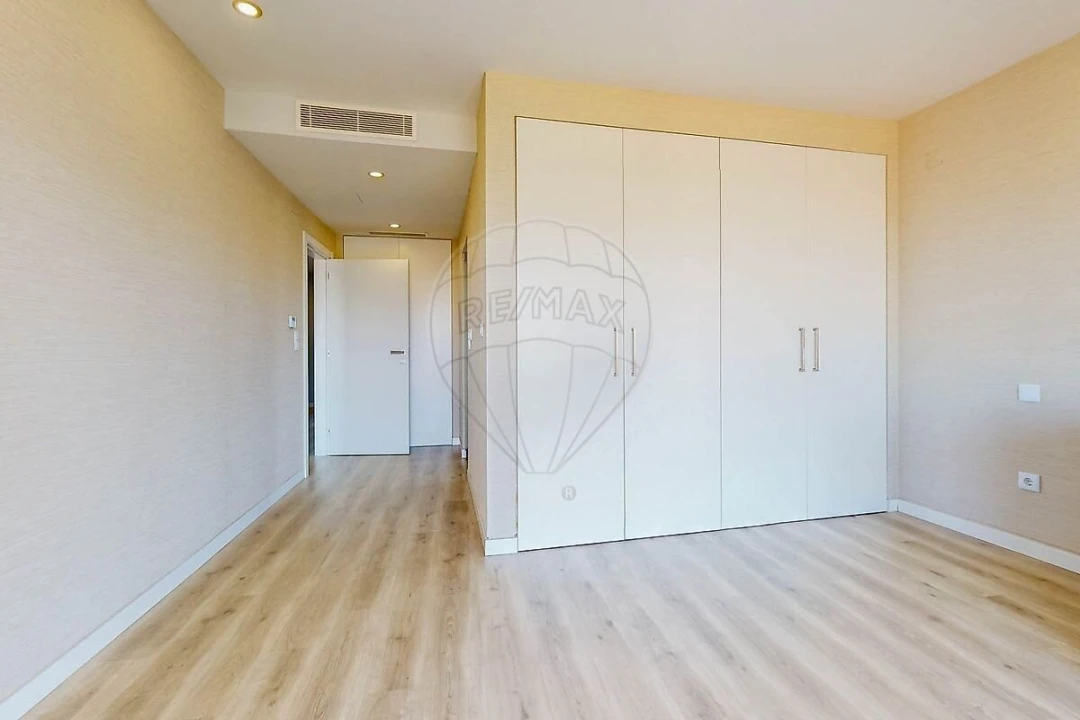 Apartamento T4 para Venda em Oeiras e São Julião da Barra, Paço de Arcos e Caxias Foto 33