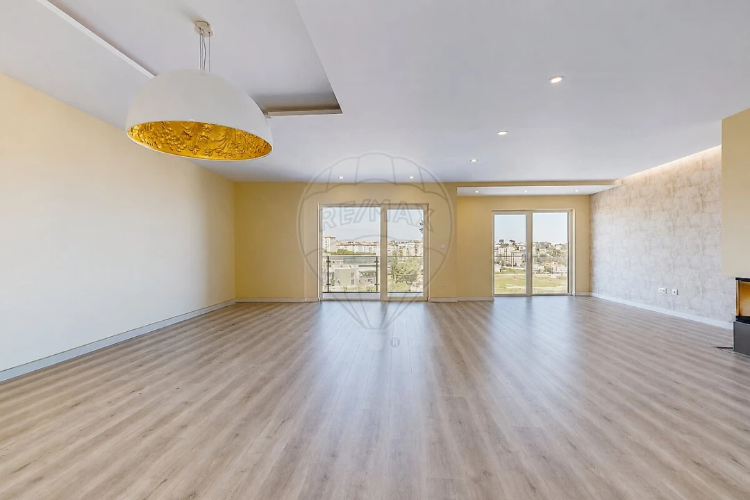 Apartamento T4 para Venda em Oeiras e São Julião da Barra, Paço de Arcos e Caxias Foto 3