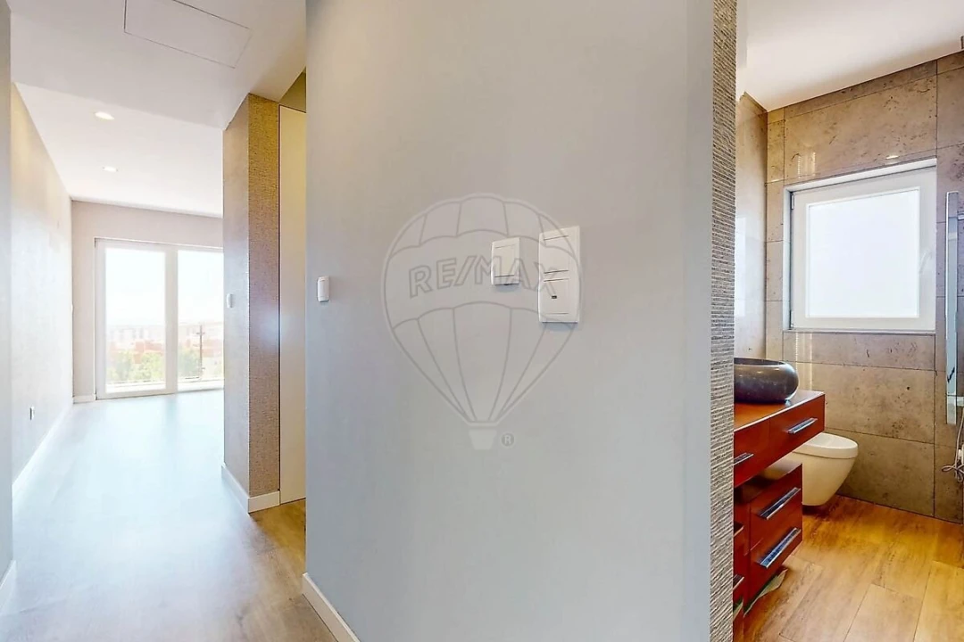 Apartamento T4 para Venda em Oeiras e São Julião da Barra, Paço de Arcos e Caxias Foto 19