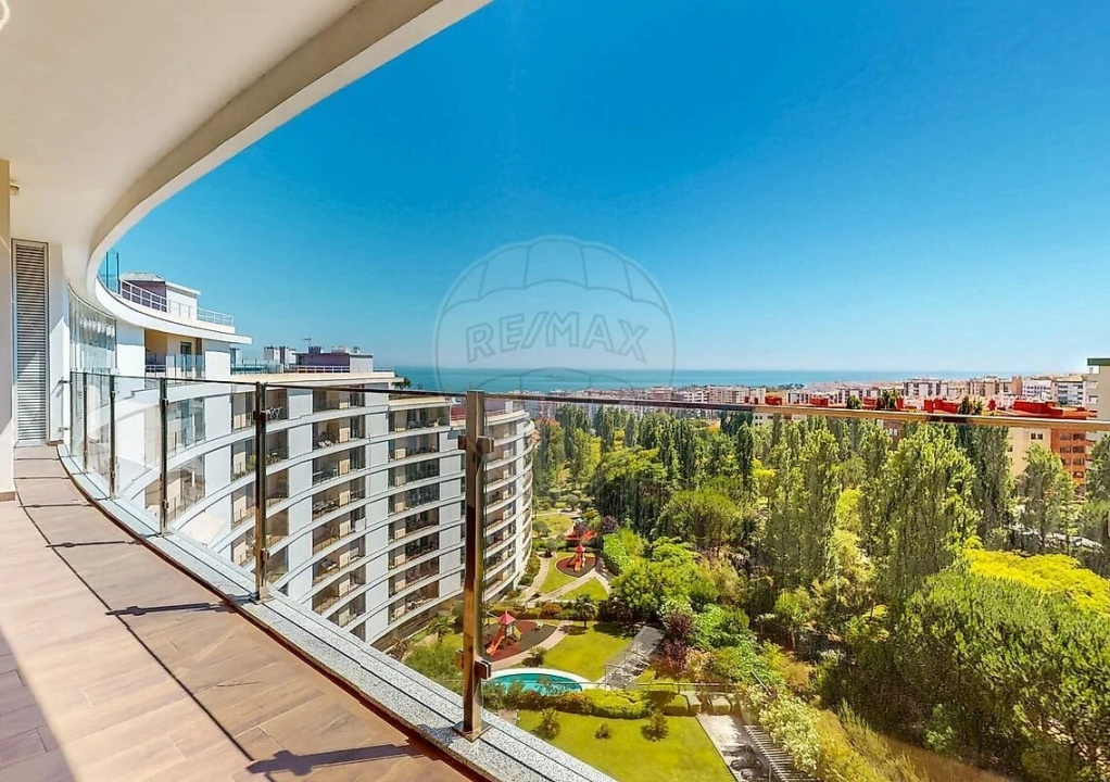 Apartamento T4 para Venda em Oeiras e São Julião da Barra, Paço de Arcos e Caxias Foto 2