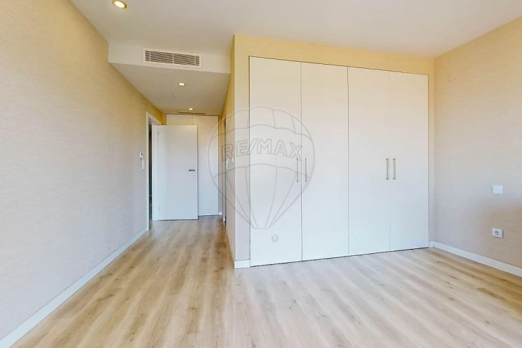 Apartamento T4 para Venda em Oeiras e São Julião da Barra, Paço de Arcos e Caxias Foto 33