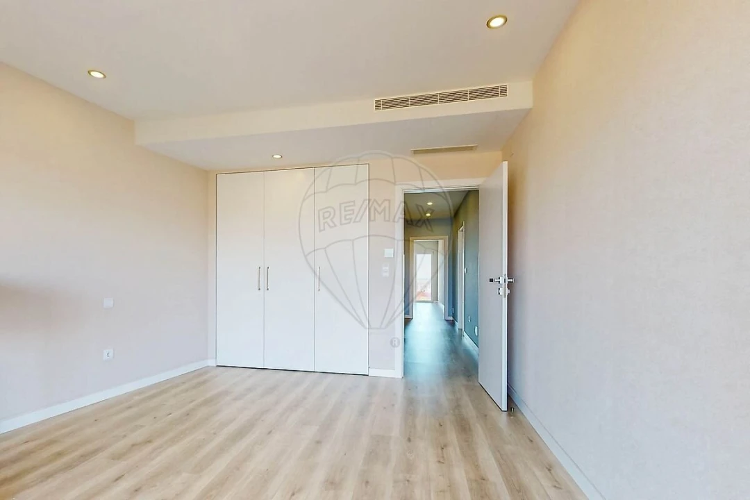 Apartamento T4 para Venda em Oeiras e São Julião da Barra, Paço de Arcos e Caxias Foto 27