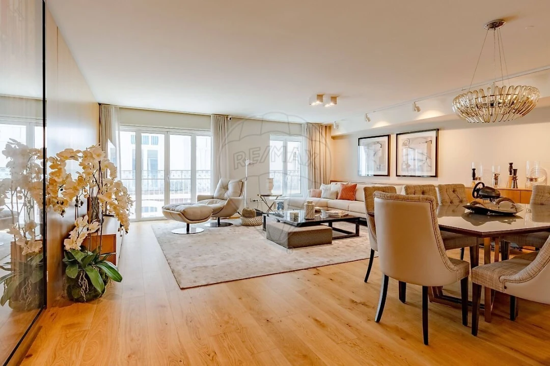 Apartamento T3 para Venda em Santo António Foto 20