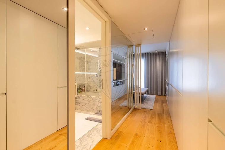 Apartamento T3 para Venda em Santo António Foto 13