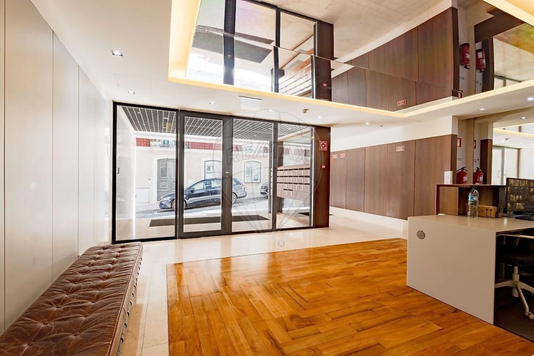 Apartamento T3 para Venda em Santo António Foto 18