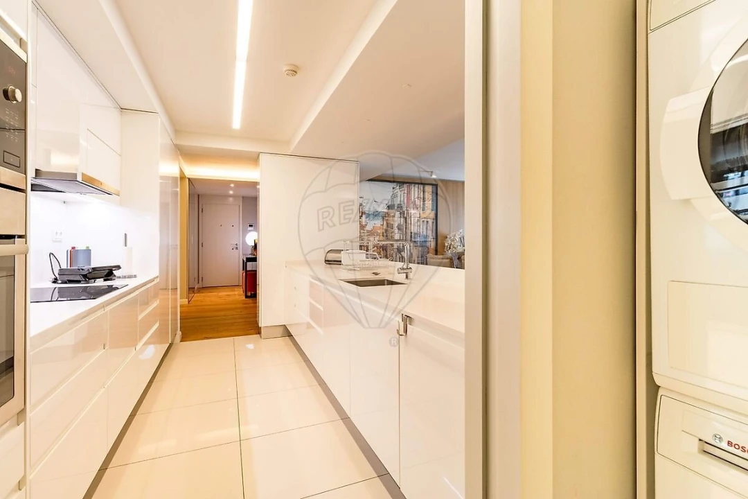Apartamento T3 para Venda em Santo António Foto 5
