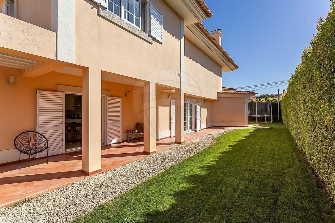 Moradia T5 para Venda em Cascais e Estoril Foto 13