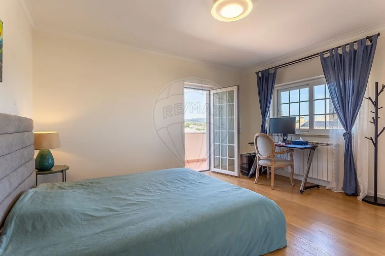 Moradia T5 para Venda em Cascais e Estoril Foto 27