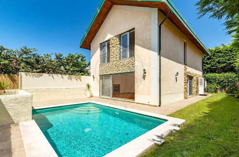 Moradia T3 para Venda em Cascais e Estoril Foto 2