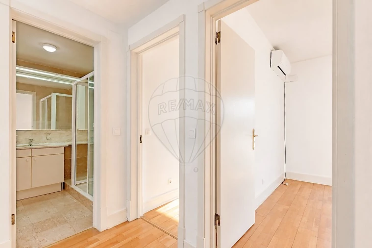 Apartamento T3 para Venda em Cascais e Estoril Foto 10