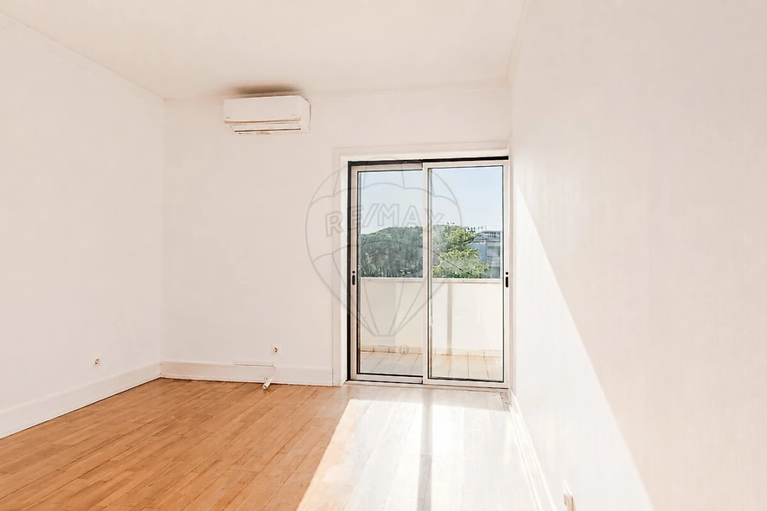 Apartamento T3 para Venda em Cascais e Estoril Foto 13