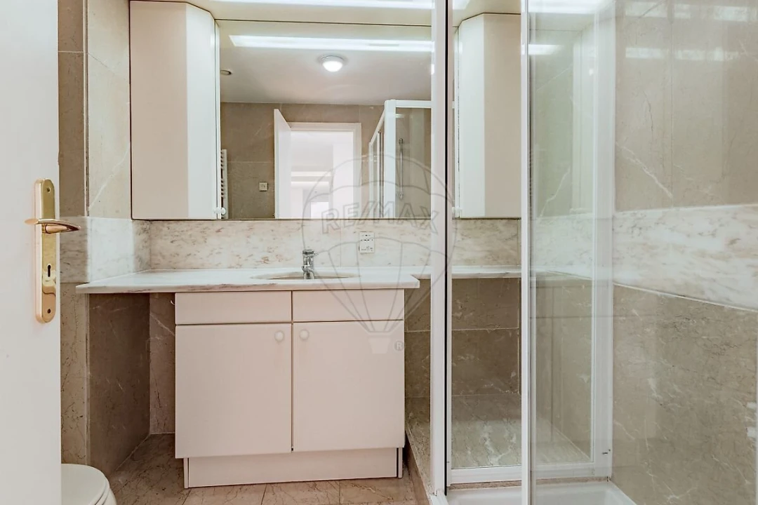 Apartamento T3 para Venda em Cascais e Estoril Foto 15