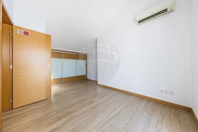 Apartamento T3 para Venda em São Francisco