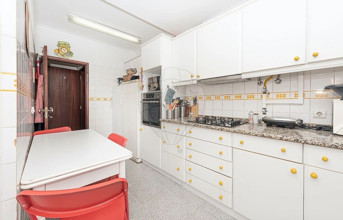 Moradia T3 para Venda em Carcavelos e Parede Foto 11