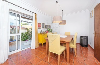 Moradia T3 para Venda em Carcavelos e Parede