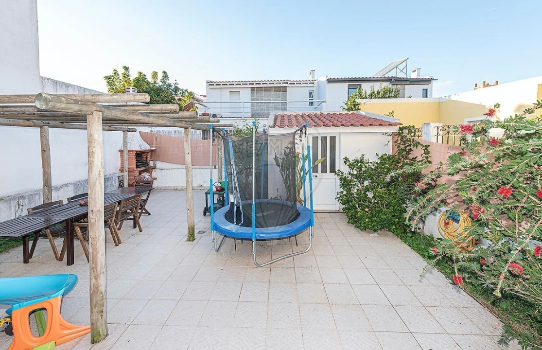 Moradia T3 para Venda em Carcavelos e Parede Foto 20