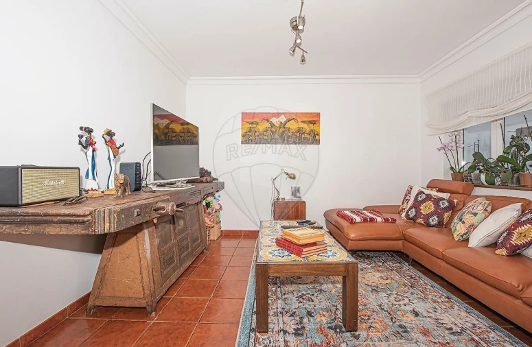Moradia T3 para Venda em Carcavelos e Parede Foto 7