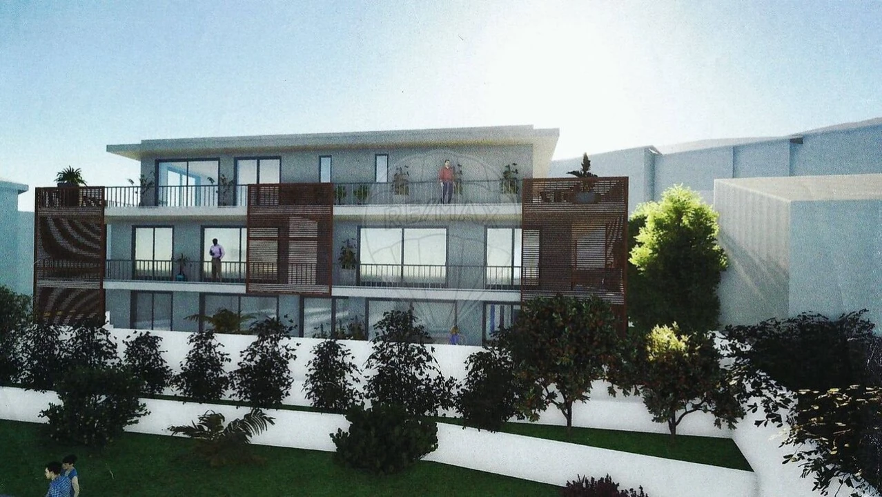 Apartamento T3 para Venda em Carcavelos e Parede Foto 8