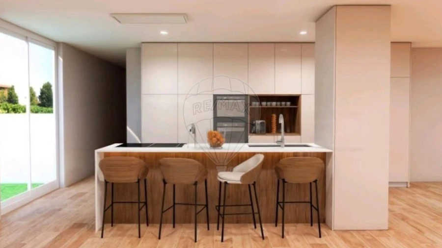 Apartamento T3 para Venda em Carcavelos e Parede